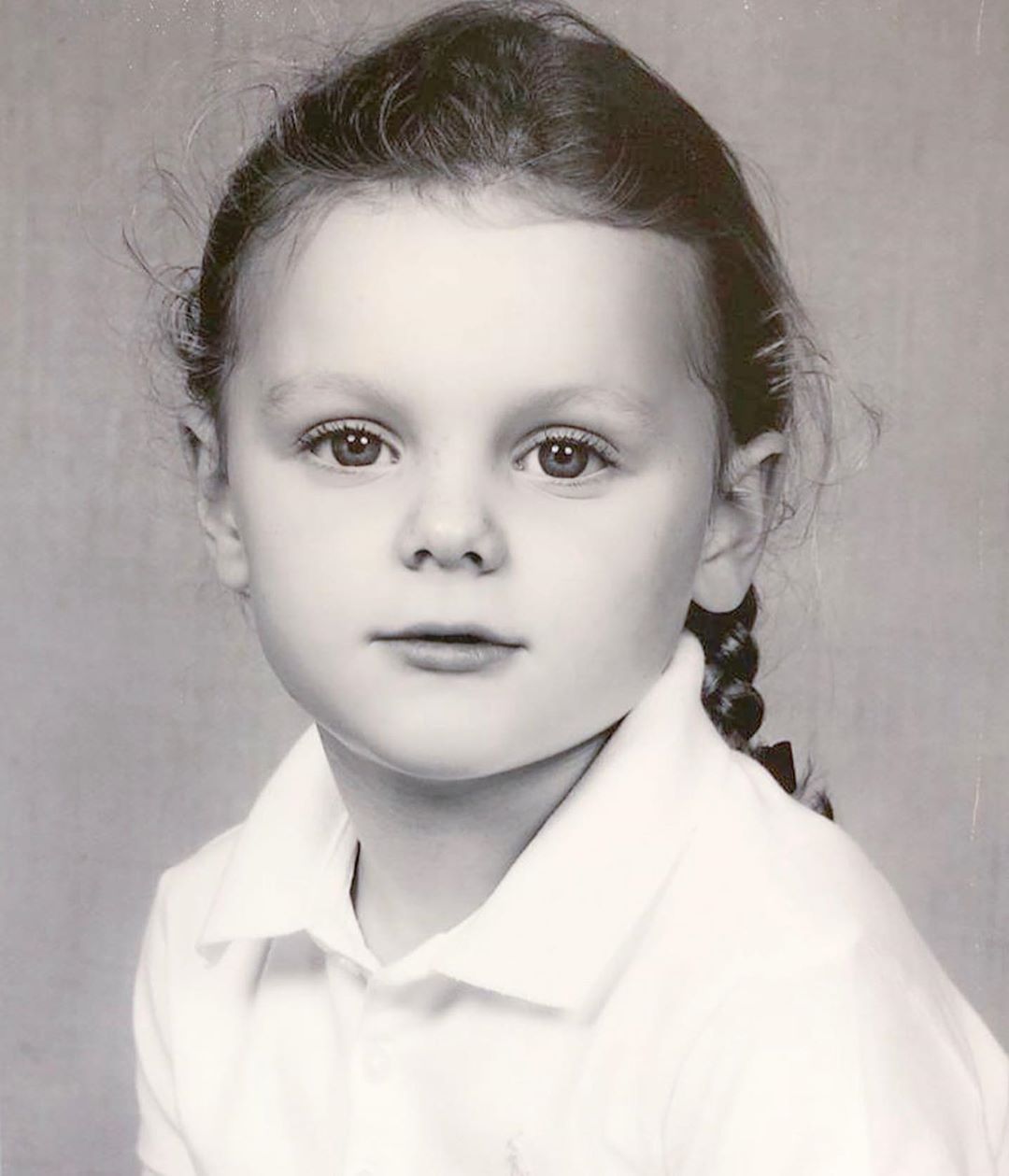 Charlène deelt schoolfoto's tweeling Vorsten