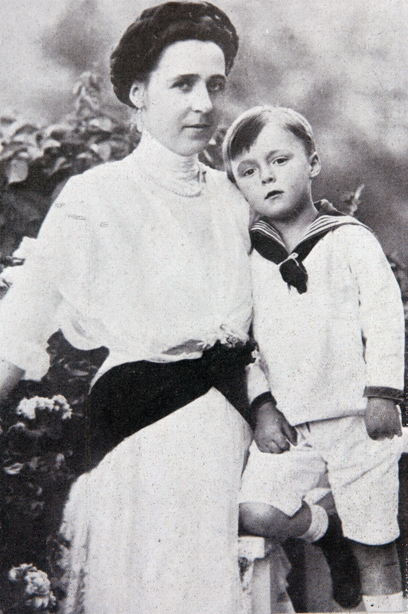 Prins Bernhard, een leven in beeld Vorsten Prins Bernhard, een leven in beeld Vorsten