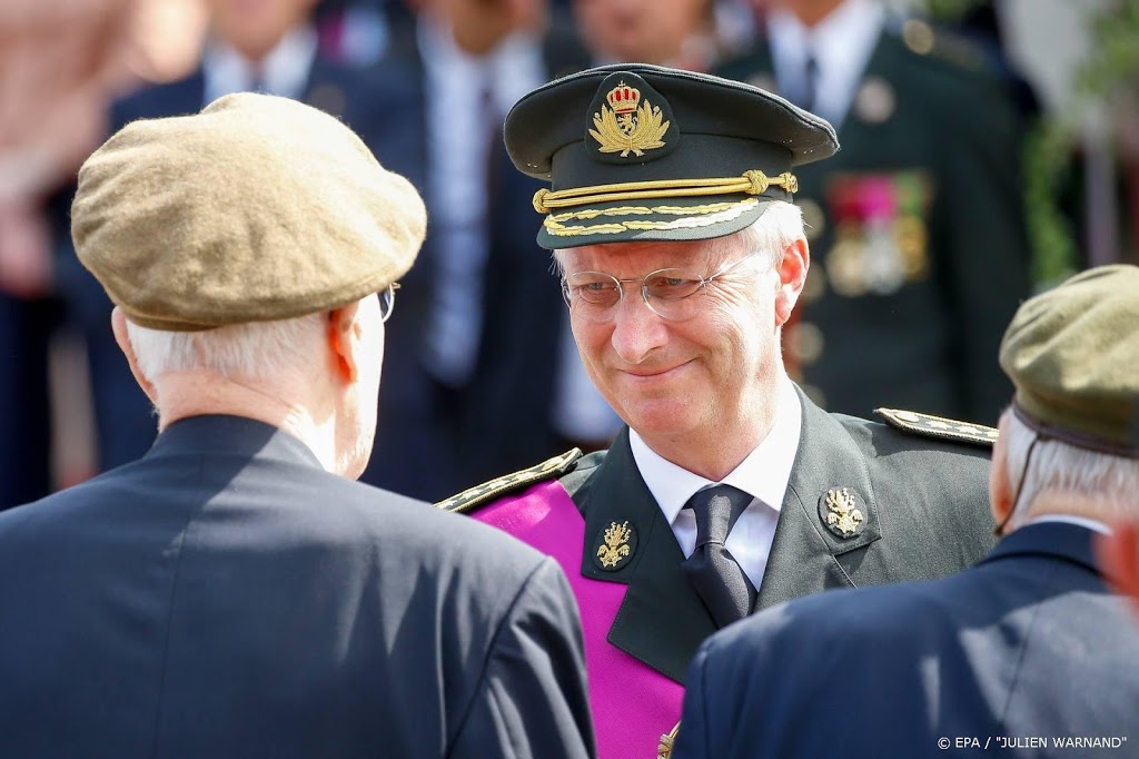 Koning Filip legt krans bij graf Onbekende Soldaat Vorsten Koning Filip legt krans bij graf Onbekende Soldaat Vorsten