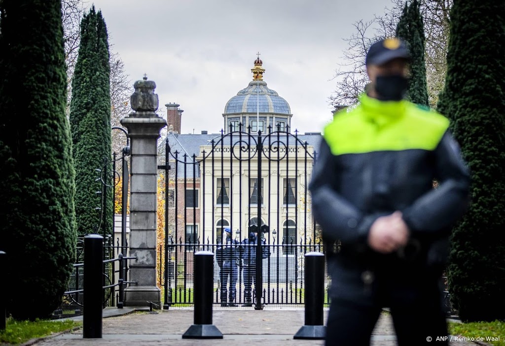 Politie begint met weghalen afzettingen in Haagse Bos