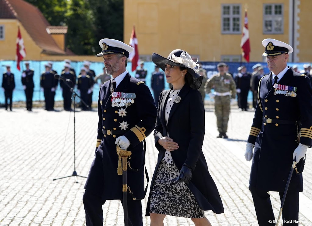 Королева маргрете на свадьбе сына принца фредерика. Премьер-министр канады джастин трюдо жена. Королевская династия дании. Датский кронпринц фредерик свадьба. Принц фредерик датский.